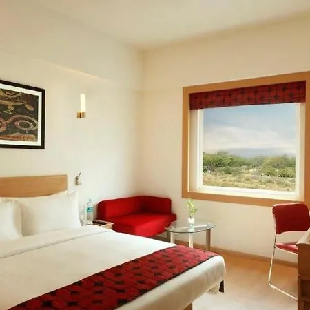 Hotel Green Palace-Near Delhi Airport